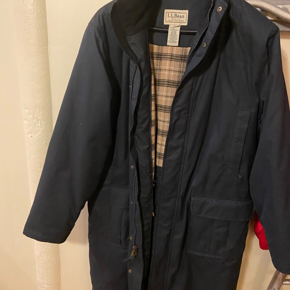 LL Bean Men's Stadium Coat - Picture 5 of 5